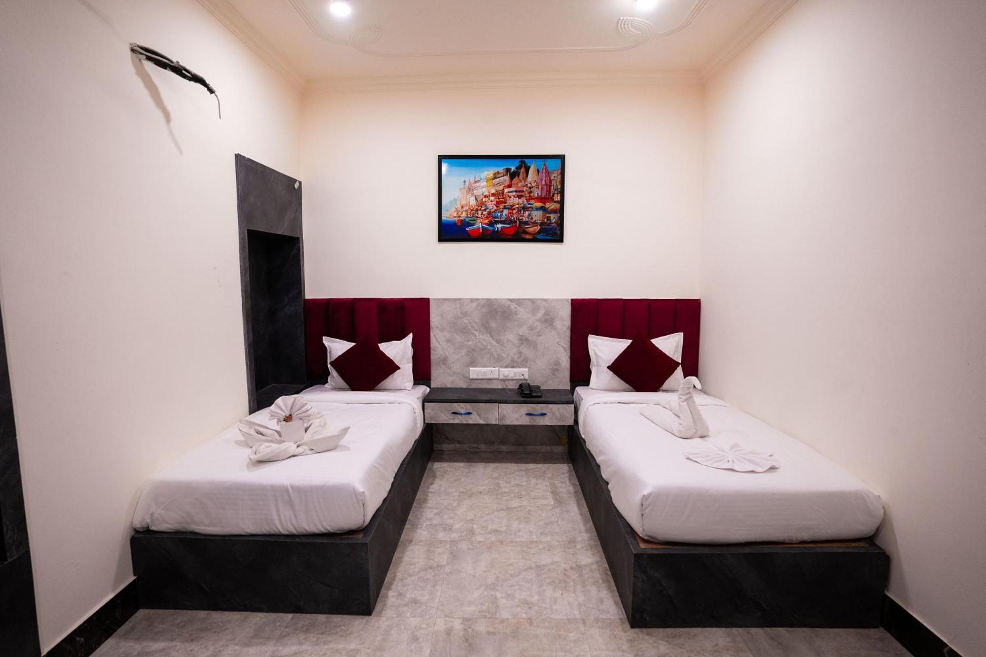 Hotel Jsr Kedar Varanasi Exteriör bild