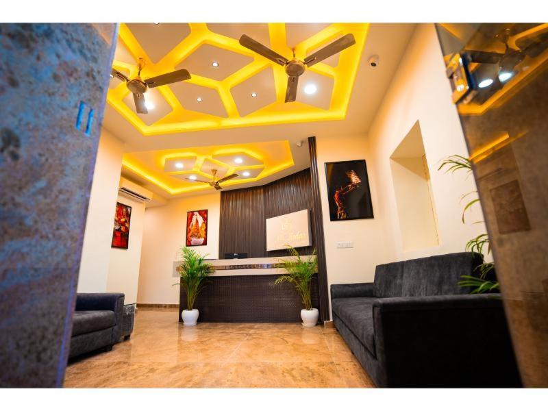 Hotel Jsr Kedar Varanasi Exteriör bild