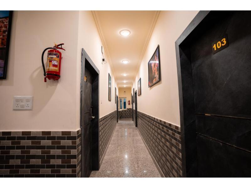 Hotel Jsr Kedar Varanasi Exteriör bild