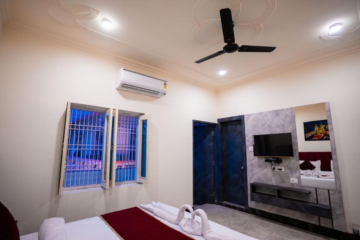 Hotel Jsr Kedar Varanasi Exteriör bild