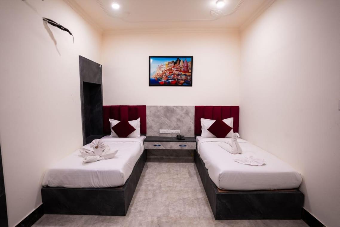 Hotel Jsr Kedar Varanasi Exteriör bild