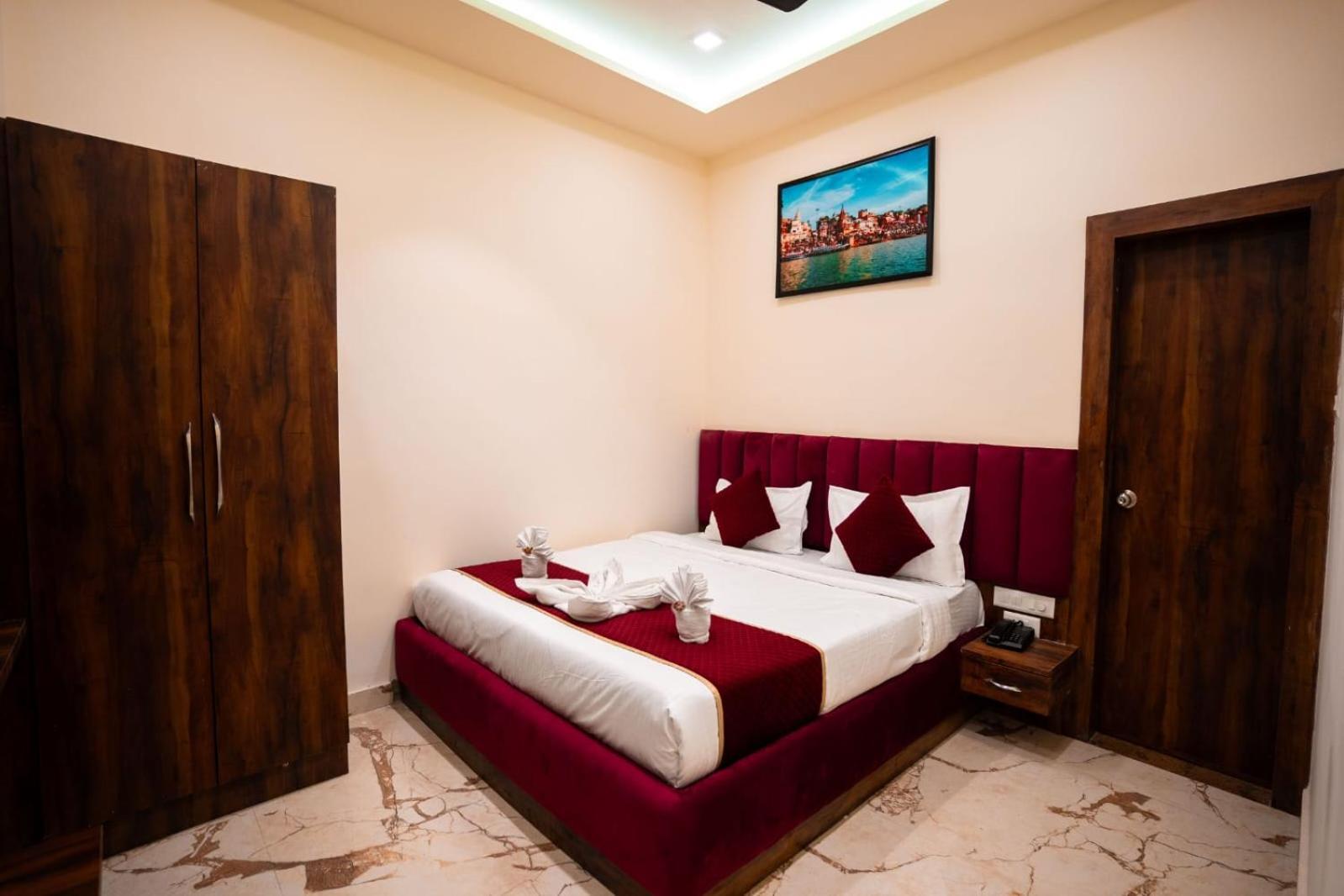 Hotel Jsr Kedar Varanasi Exteriör bild